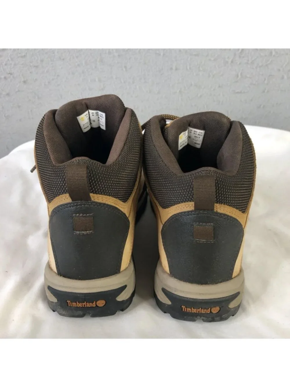 Timberland Boots Mens 11 Beige Nubuck Waterproof Hiking Outdoor Trail 14176